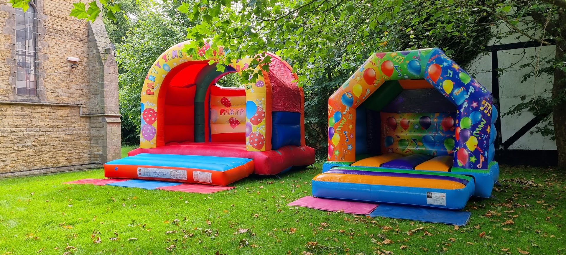 born-2-bounce-bouncy-castle-hire-stockport.